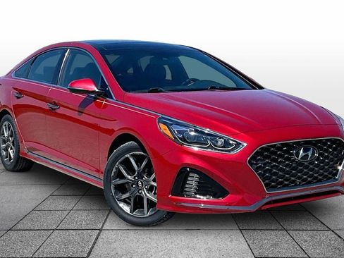 Used 2019 Hyundai Sonata Limited image 2
