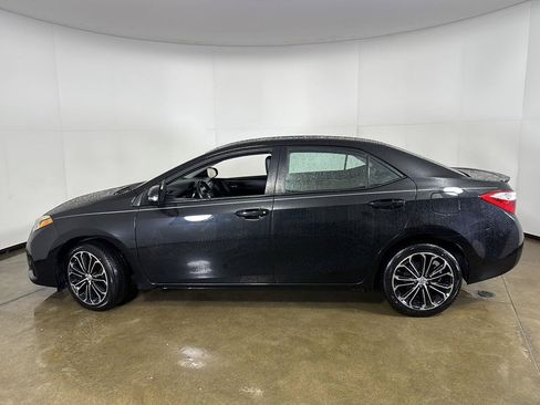 Used 2015 Toyota Corolla S FWD image 28