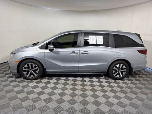 Used 2026 Honda Odyssey EX-L image 3