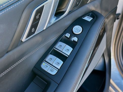 Certified 2025 BMW X7 xDrive40i w/ Premium Package image 26