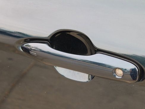 Used 2019 Toyota Camry SE image 14