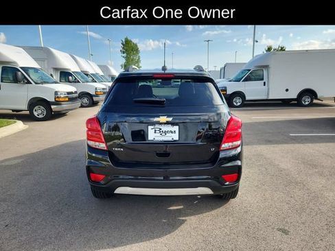 Used 2019 Chevrolet Trax LT w/ LT Convenience Package FWD image 9