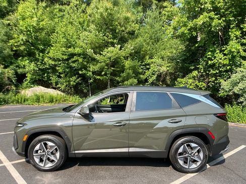Used 2025 Hyundai Tucson SEL AWD/4WD image 2