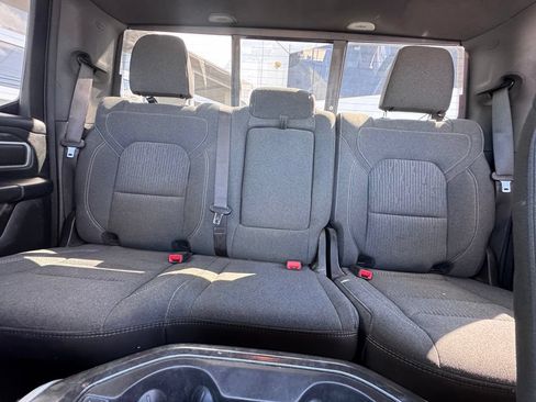 Used 2020 RAM 1500 Big Horn AWD/4WD image 25