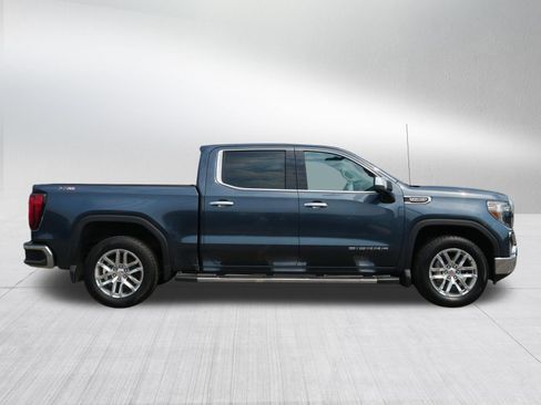 Used 2019 GMC Sierra 1500 SLT w/ SLT Premium Plus Package AWD/4WD image 8