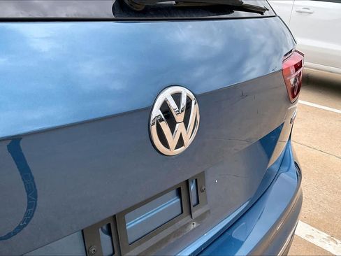 Used 2020 Volkswagen Tiguan SE w/ Panoramic Sunroof Package AWD/4WD image 31
