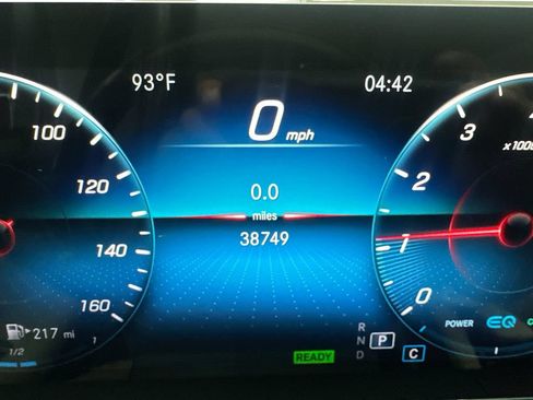 Used 2021 Mercedes-Benz GLE 450 4MATIC image 58