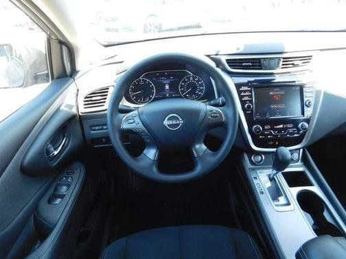 Used 2023 Nissan Murano S w/ Cargo Package AWD/4WD image 15