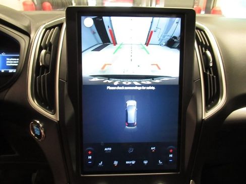Used 2024 Ford Edge SEL AWD/4WD image 24