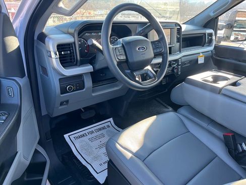 New 2026 Ford F350 XL w/ XL Chrome Package image 6