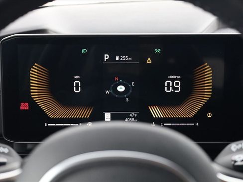 Used 2025 Kia Carnival EX image 13