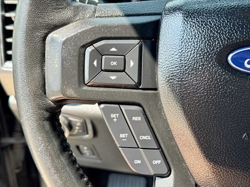 Used 2017 Ford F150 XLT w/ Equipment Group 302A Luxury AWD/4WD image 22