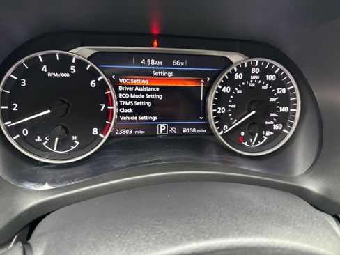 Used 2025 Nissan Sentra SV image 35