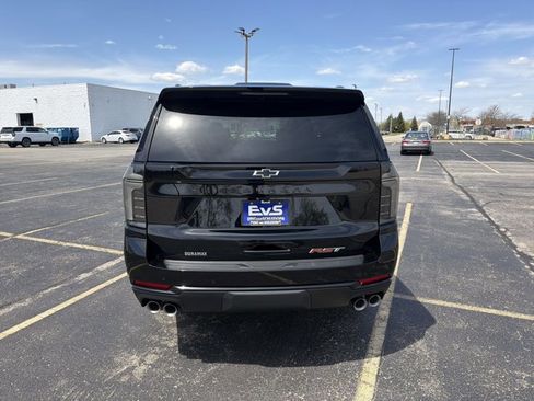 New 2026 Chevrolet Suburban RST w/ RST Capability Package AWD/4WD image 6