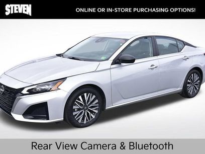 Used 2024 Nissan Altima 2.5 SV