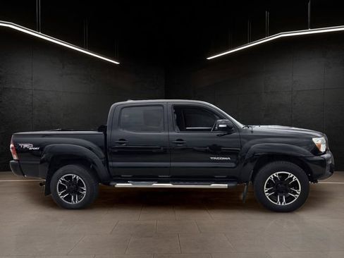 Used 2012 Toyota Tacoma 4x4 Double Cab w/ TRD Sport Pkg image 9