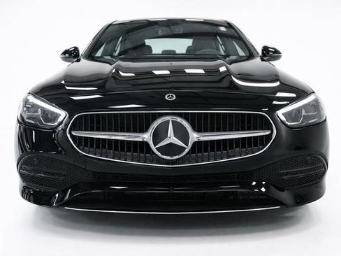 Used 2025 Mercedes-Benz C 300 4MATIC Sedan image 2