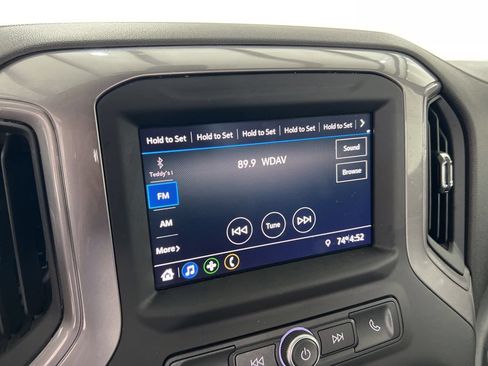 Used 2022 Chevrolet Silverado 2500 W/T w/ WT Convenience Package AWD/4WD image 11
