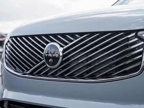 New 2026 Volvo XC90 B6 Ultra w/ Protection Package image 12