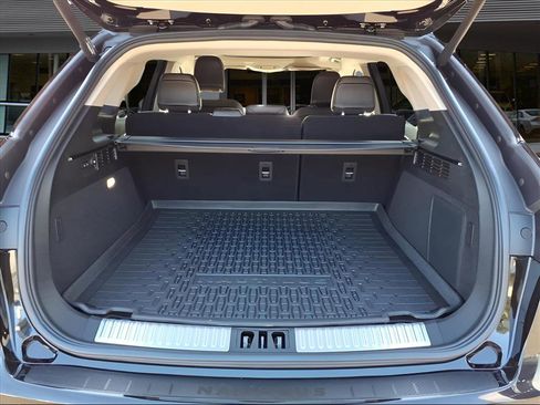 Certified 2021 Lincoln Nautilus Reserve w/ Equipment Group 201A image 19