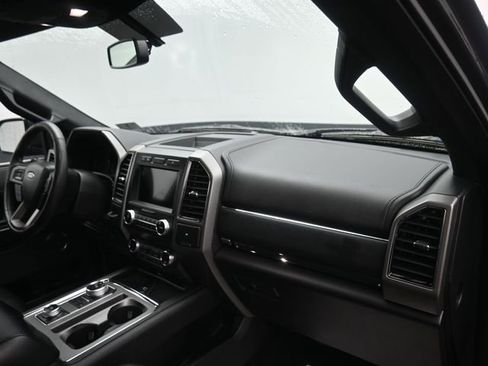 Used 2019 Ford Expedition XLT w/ Equipment Group 202A image 12