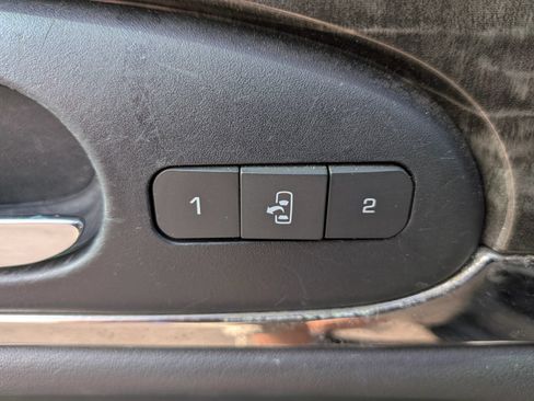 Used 2014 Buick Enclave Premium w/ Trailering Provision Package AWD/4WD image 18