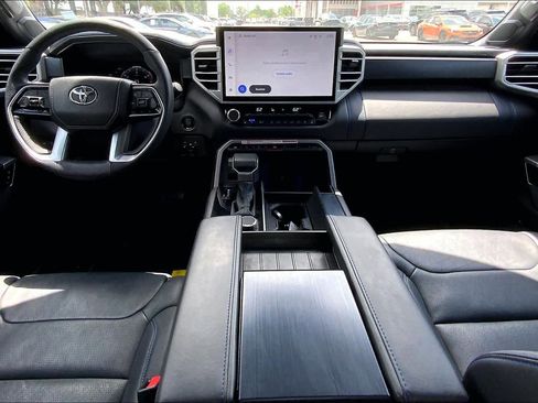 Used 2025 Toyota Tundra Platinum AWD/4WD image 16