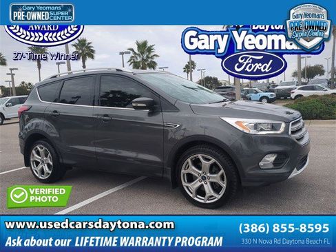 Used 2019 Ford Escape Titanium image 1