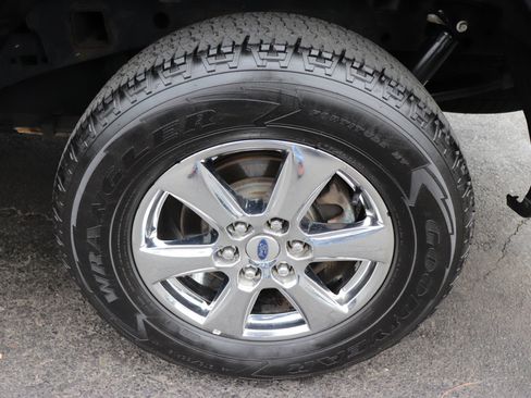 Used 2019 Ford F150 XLT w/ Equipment Group 302A Luxury image 54