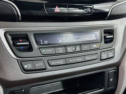 Used 2022 Honda Pilot Special Edition image 23