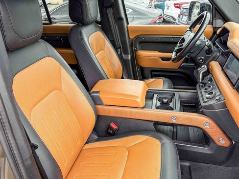 Used 2020 Land Rover Defender 110 X image 15