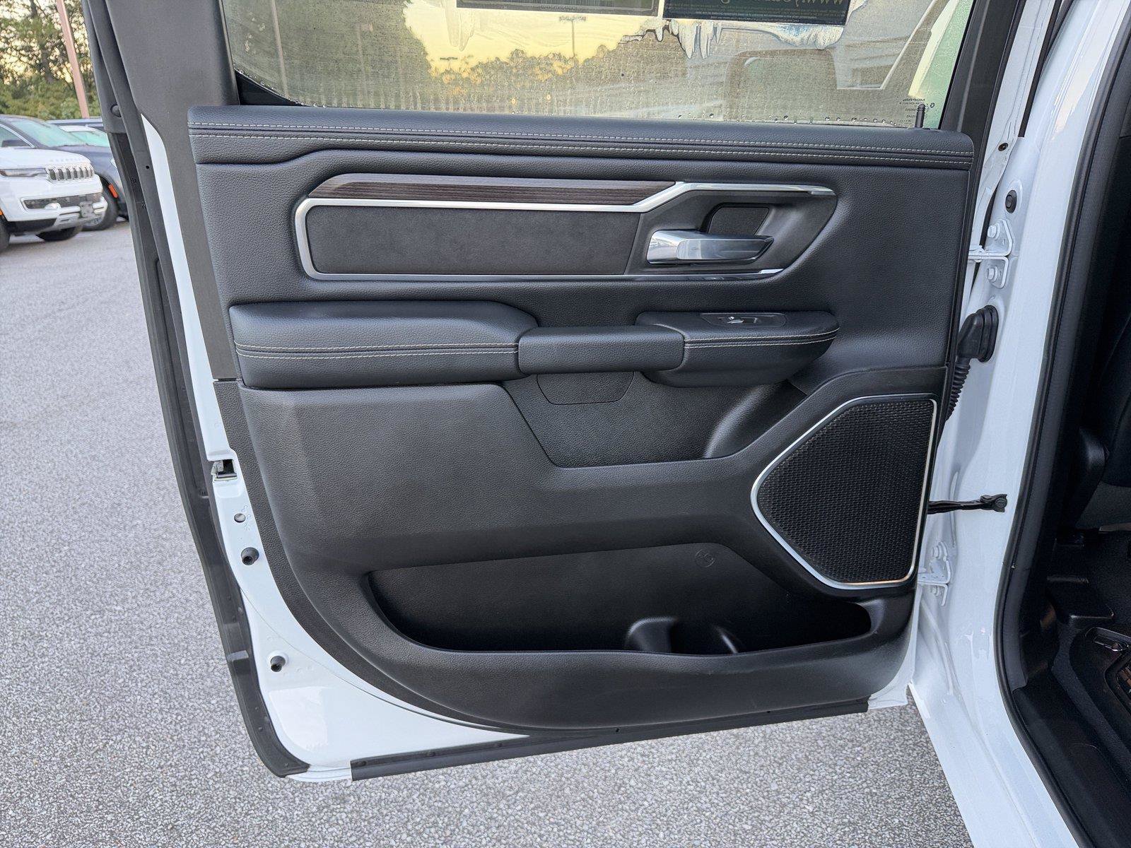 Used 2026 RAM 1500 Laramie AWD/4WD image 20