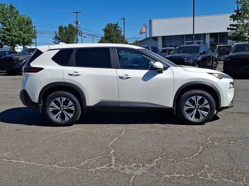 Used 2023 Nissan Rogue SV AWD/4WD image 10