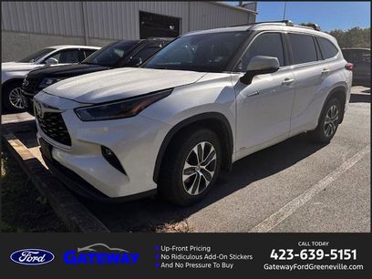 Used 2021 Toyota Highlander XLE