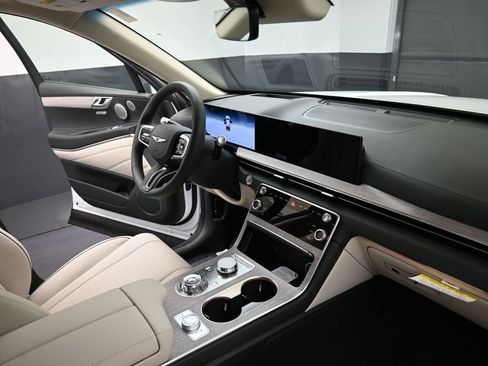 New 2026 Genesis GV80 2.5T Prestige AWD/4WD image 12