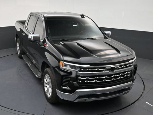 Used 2023 Chevrolet Silverado 1500 LTZ AWD/4WD image 18