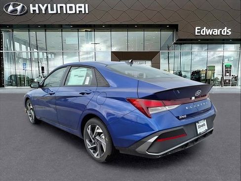 New 2025 Hyundai Elantra Sport image 5