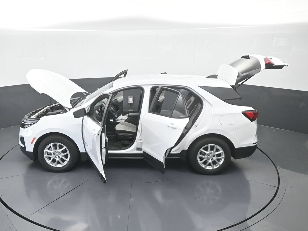 Used 2024 Chevrolet Equinox LS w/ LS Convenience Package FWD image 64