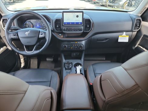 Used 2023 Ford Bronco Sport Outer Banks AWD/4WD image 14