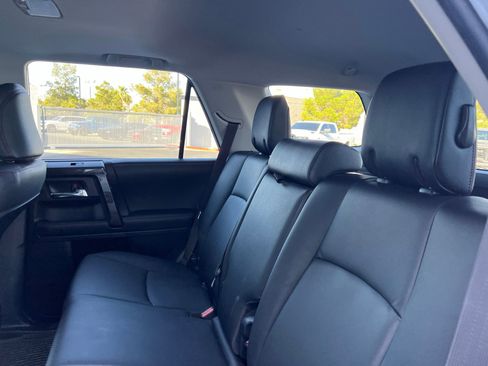Used 2024 Toyota 4Runner TRD Off-Road Premium w/ Moonroof Package AWD/4WD image 24
