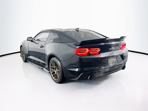 Used 2020 Chevrolet Camaro LT image 5