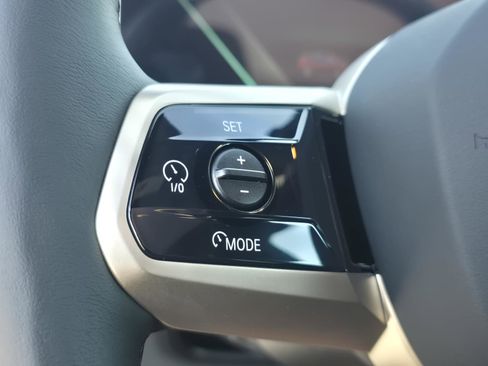 New 2026 BMW iX xDrive60 image 42