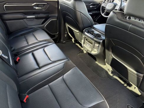 Used 2024 RAM 1500 Laramie AWD/4WD image 24
