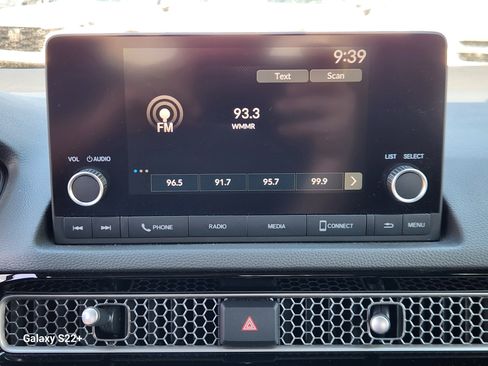 Used 2023 Honda Civic Sport image 11