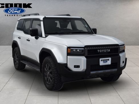 Used 2025 Toyota Land Cruiser AWD/4WD image 2