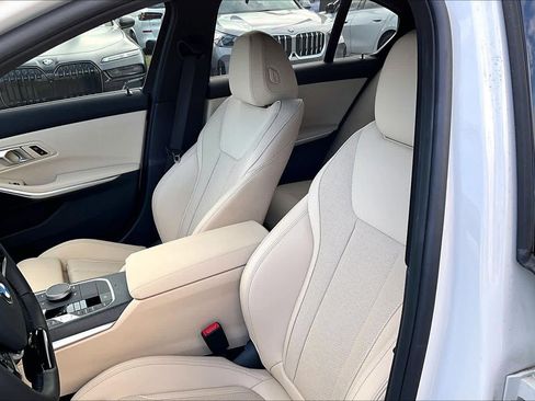 Used 2025 BMW 330i Sedan w/ Convenience Package image 6