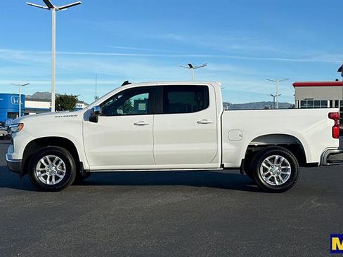 Used 2025 Chevrolet Silverado 1500 LT image 7