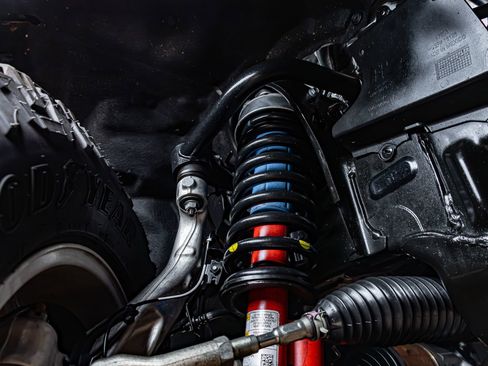 Used 2025 Toyota Tacoma TRD Off-Road image 13