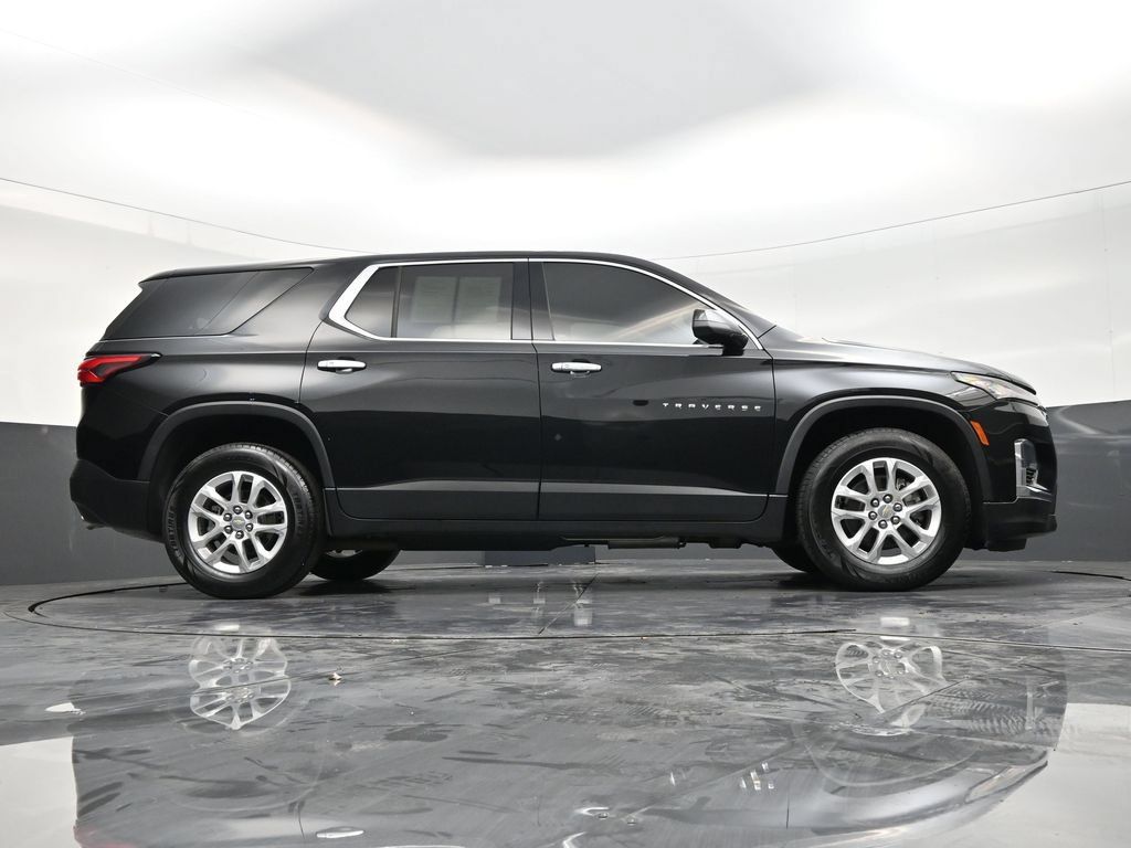 Used 2024 Chevrolet Traverse LS FWD image 22