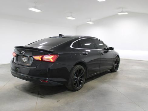 Used 2025 Chevrolet Malibu LT FWD image 9